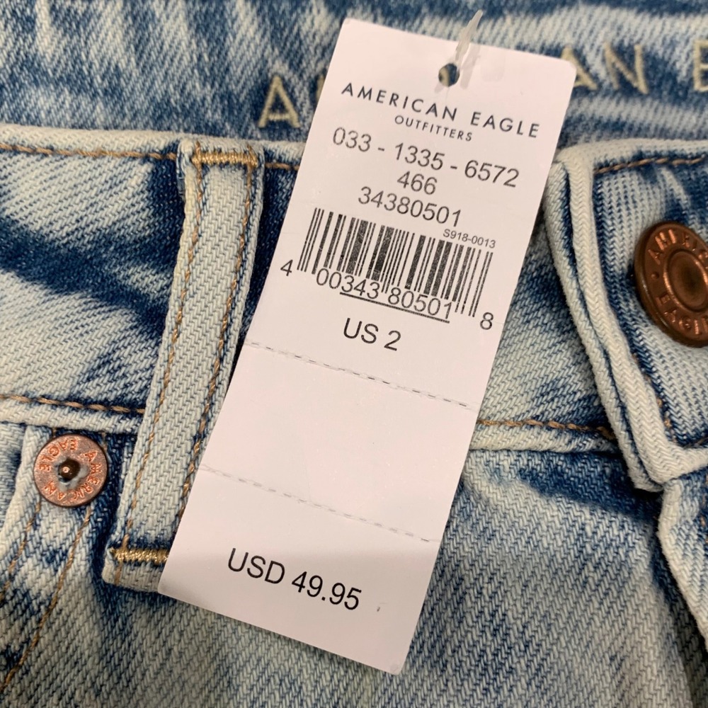 American Eagle Tomgirl Distressed Denim Shorts Light Wash High Rise 2 26W NEW - Picture 7 of 12